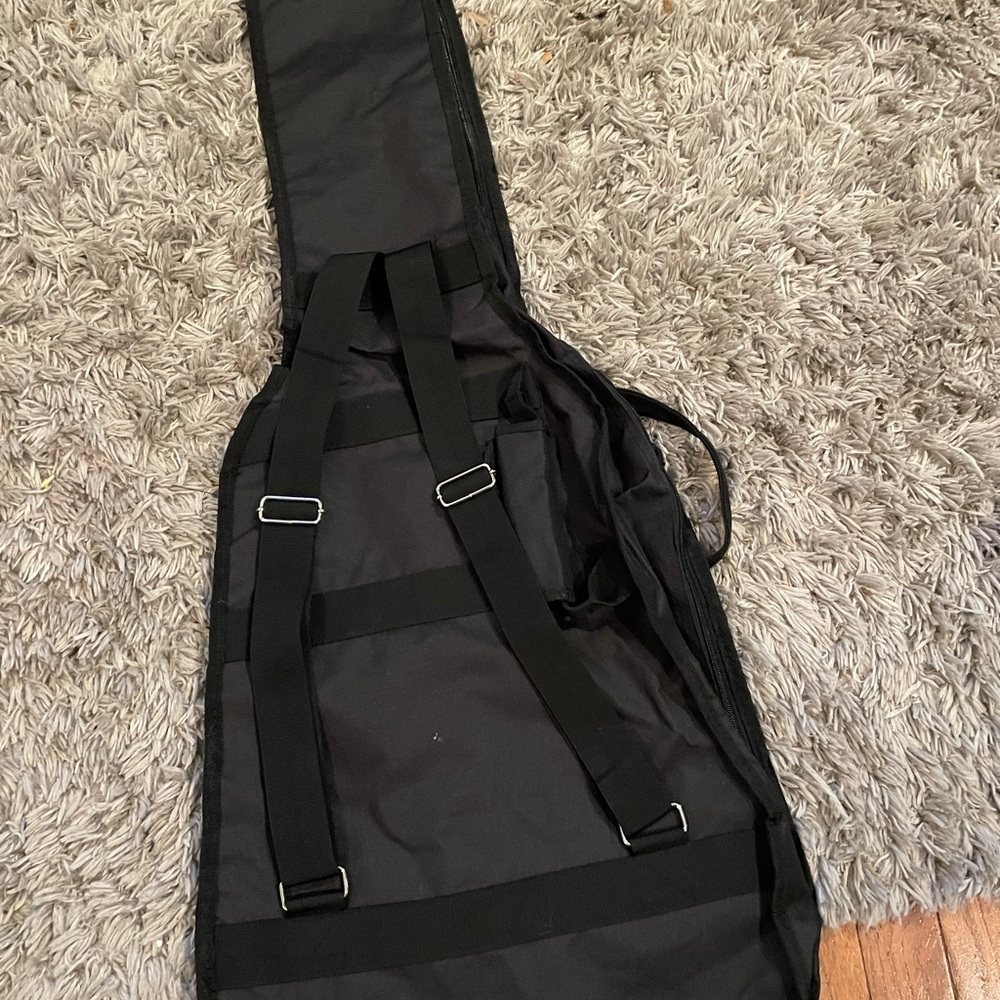 Guitar Case - Picture 7 of 7